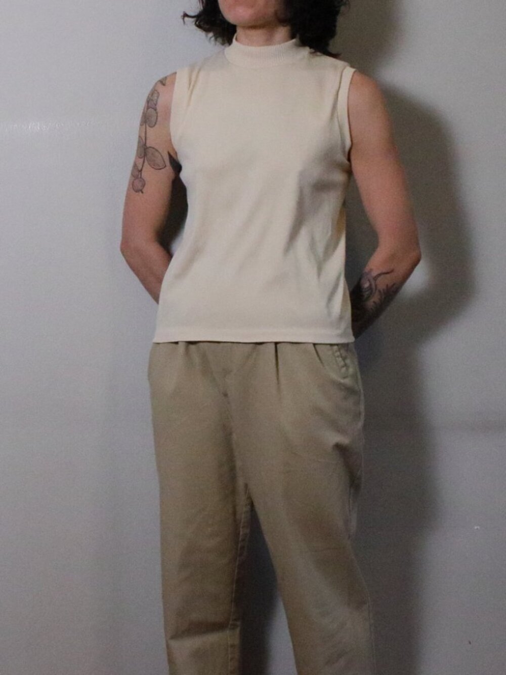 Vintage 70s Cream Colored Mockneck Shell Size Small
